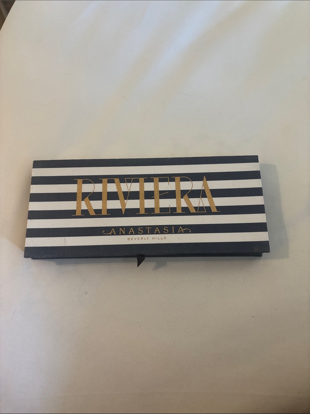 Riviera eyeshadow palette